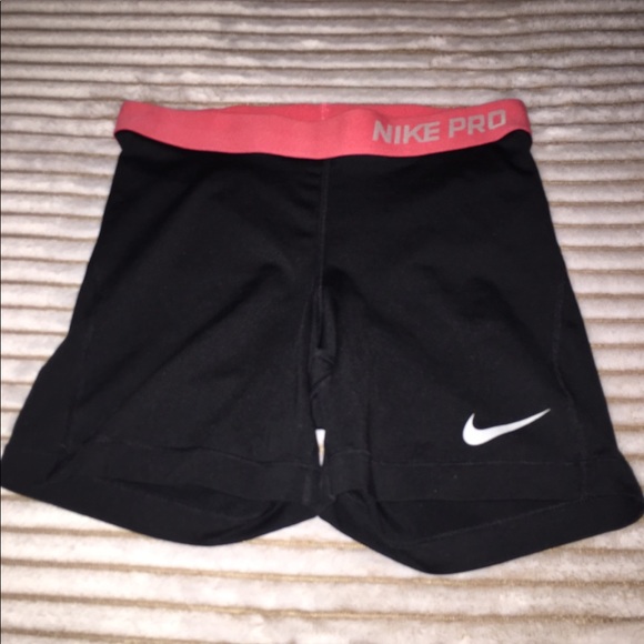 Nike pro compression shorts - Picture 3 of 4